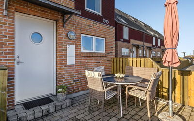 Catalin - 10M from the Sea