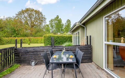 Anselm: Tag, Hus, Hjem, Sommerhus, Sidespor, Estate, Indkørsel, Garden Bygninger, Gård, Skur