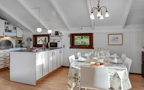 Hildegarda - 1Km from the Sea: Plantesamfund, Sollys, Urteagtig Plante, Have, Plantation, Landbrug, Farm