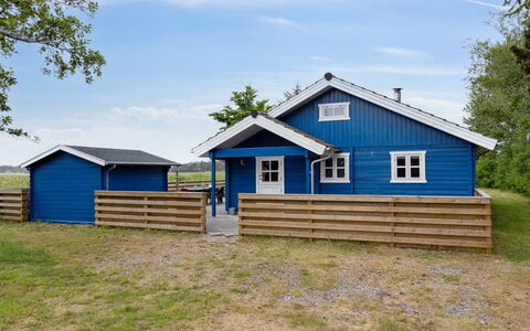 Hæryst - 175M from the Sea: Boligområde, Tag, Forstad, Indkørsel, Estate, Skorsten