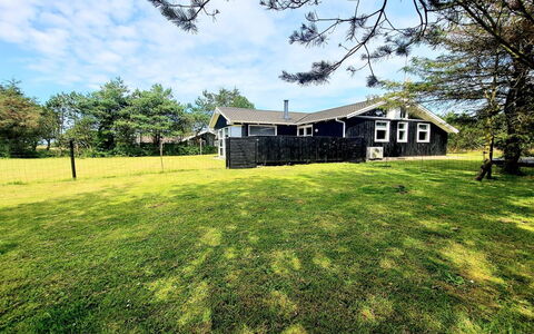 Thorin - 100M from the Sea: Tækning, Sommerhus, Hus, Tag, Hjem, Stuehus, Hytte, Estate, Landsby