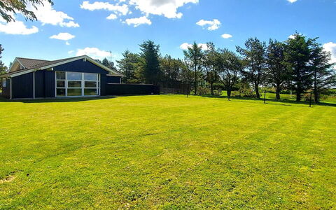 Thorin - 100M from the Sea: Tækning, Sommerhus, Hus, Tag, Hjem, Stuehus, Hytte, Estate, Landsby