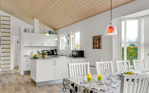 Ayen - 1.5Km from the Sea: Tækning, Sommerhus, Hus, Tag, Hjem, Stuehus, Hytte, Estate, Landsby