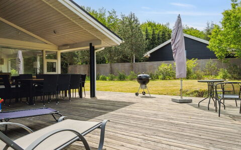 Aleia - 1.6Km from the Sea: Plantesamfund, Sollys, Urteagtig Plante, Have, Plantation, Landbrug, Farm