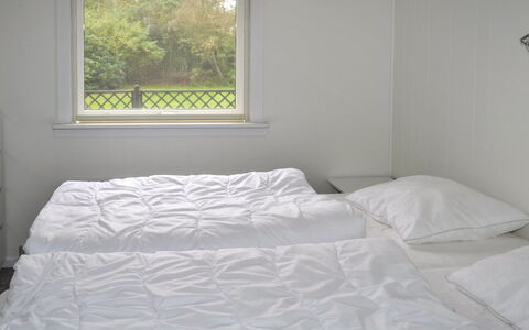 Raya - 250M from the Sea: Soveværelse, Seng, Sengetøj, Sengetøj, Sengetøj, Etage, Bed Frame, Værelse, Dyne