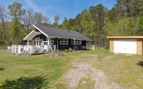 Petri - 500M from the Sea: Sommerhus, Hjem, Hus, Tag, Veranda, Estate, Sidespor, Garden Bygninger, Stuehus, Gård
