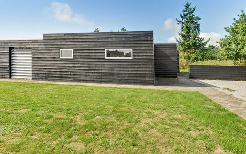 Edda - 400M from the Sea: Tag, Hus, Land Lot, Hjem, Sommerhus, Estate, Garden Bygninger, Skygge, Bjælkehytte, Landscaping
