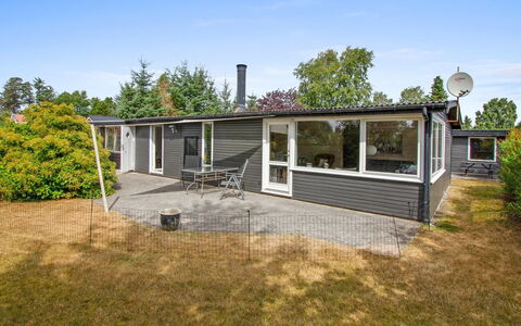 Svend - 1.5Km from the Sea: Hus, Hjem, Land Lot, Sommerhus, Estate, Sidespor, Lawn, Have, Gård, Landscaping