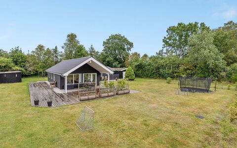 Jurien - 450M from the Sea: Træ, Tag, Hus, Sommerhus, Dør, Hjem, Sidespor, Land Lot, Garden Bygninger, Skur