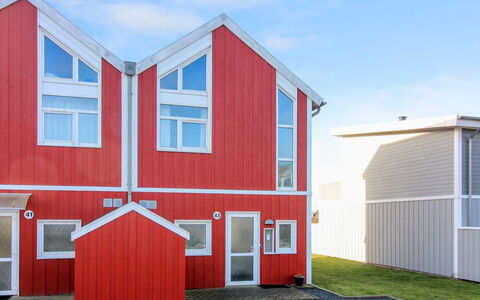 Hariett - 900M from the Sea: Plantesamfund, Sollys, Urteagtig Plante, Have, Plantation, Landbrug, Farm