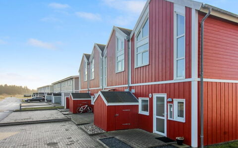 Hariett - 900M from the Sea: Plantesamfund, Sollys, Urteagtig Plante, Have, Plantation, Landbrug, Farm