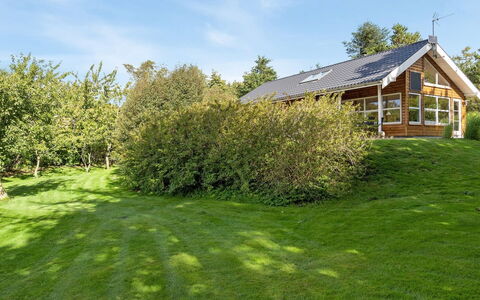 Krister - 250M to the Fjord: Træ, Bejdse, Planke, Hårdttræ, Sommerhus, Dæk, Sidespor, Skygge, Trægulve, Garden Bygninger