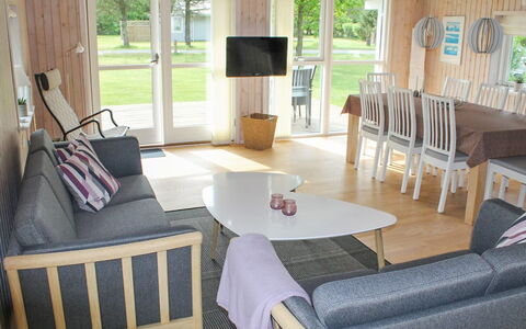 Suna - 1.3Km from the Sea: Plantesamfund, Sollys, Urteagtig Plante, Have, Plantation, Landbrug, Farm