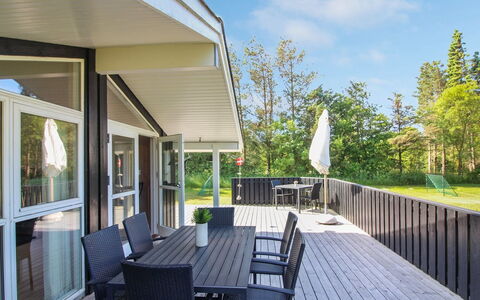 Suna - 1.3Km from the Sea: Plantesamfund, Sollys, Urteagtig Plante, Have, Plantation, Landbrug, Farm