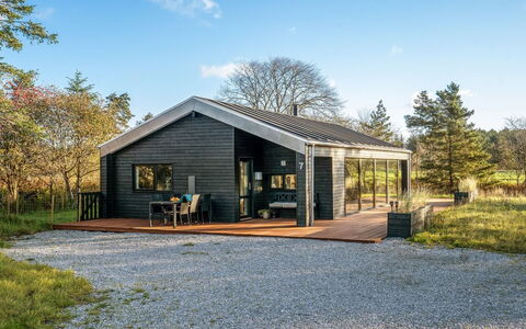 Remko - 1.5Km from the Sea: Sommerhus, Hjem, Hus, Tag, Veranda, Estate, Sidespor, Garden Bygninger, Stuehus, Gård