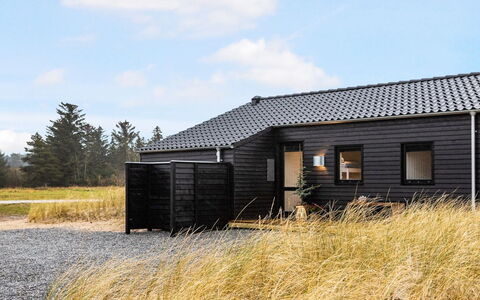 Sasja - 1.5Km from the Sea: Plantesamfund, Sollys, Urteagtig Plante, Have, Plantation, Landbrug, Farm