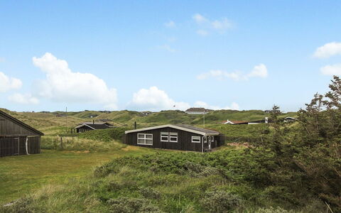 Nea - 234M from the Sea: Hus, Hjem, Dør, Tag, Sommerhus, Estate, Have, Skygge, Sidespor, Gård