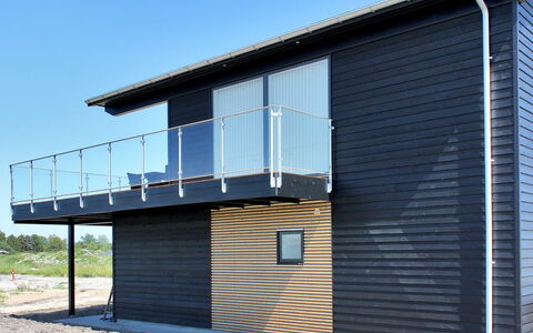 Ugot - 750M from the Sea: Svømmepøl, Udendørs Møbler, Møbel, Udvej, Flise, Eco Hotel, Skygge, Stol, Fritid, Estate