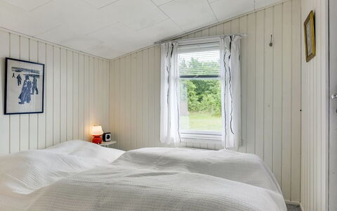 Gangulf - 150M from the Sea: Træ, Soveværelse, Loft, Sengetøj, Etage, Seng, Sengetøj, Gulvbelægning, Hjem, Sengetøj
