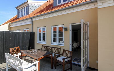 Karl - 1.1Km from the Sea