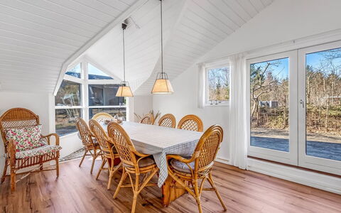 Caya - 450M to the Fjord: Gulvbelægning, Indretning, Træ, Etage, Trappe, Loft, Bejdse, Trægulve, Hårdttræ, Gelænder