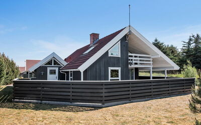 Bente - 800M from the Sea