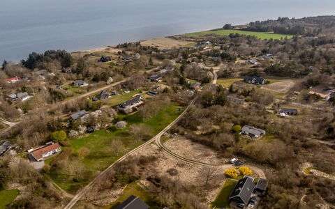 Thyra - 500M to the Fjord: Landskab, Boligområde, Fugleperspektiv, Luftfotografering, Land Lot, Landdistrikt, Forstad, Landsby, Kyst