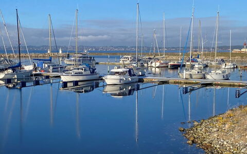 Athisl - 800M from the Sea: Båd, Vand, Vandressourcer, Krop Af Vand, Vandfartøjer, Marina, Både Og Sejlsport - Udstyr Og Materiel, Vandvej, Mast