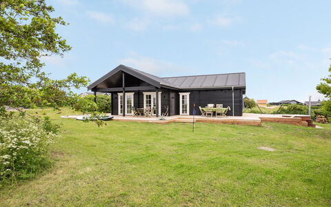 Siebelt - 200M from the Sea: Tag, Hus, Hjem, Sommerhus, Sidespor, Estate, Indkørsel, Garden Bygninger, Gård, Skur