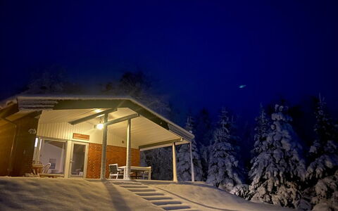 Gerret: Boligområde, Busk, Hus, Hjem, Have, Estate, Skygge, Landscaping, Lawn