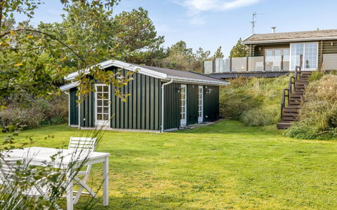 Jenson - 75M from the Sea: Sne, Vinter, Træ, Sommerhus, Hus, Tag, Hytte, Hjem, Fryser, Bjælkehytte