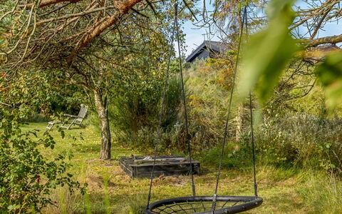 Jenson - 75M from the Sea: Sne, Vinter, Træ, Sommerhus, Hus, Tag, Hytte, Hjem, Fryser, Bjælkehytte