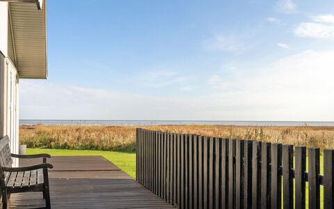 Gisa - from the Sea: Træ, Hav, Sky, Coastal Og Oceaniske Landskabsformer, Dæk, Ocean, Planke, Boardwalk, Kyst, Hårdttræ