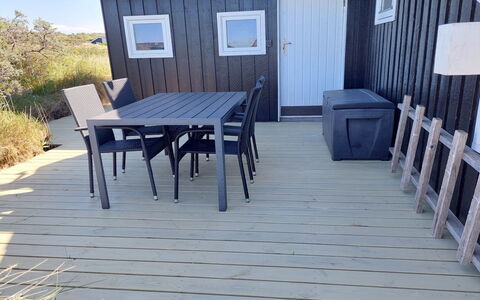 Sixten - 450M from the Sea: Gulvbelægning, Væg, Etage, Indretning, Træ, Loft, Trægulve, Belysning, Møbel, Laminat Gulv