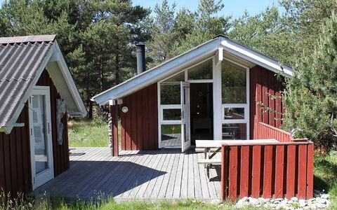 Elizaveta - 400M from the Sea: Tag, Hus, Hjem, Sommerhus, Sidespor, Estate, Indkørsel, Garden Bygninger, Gård, Skur