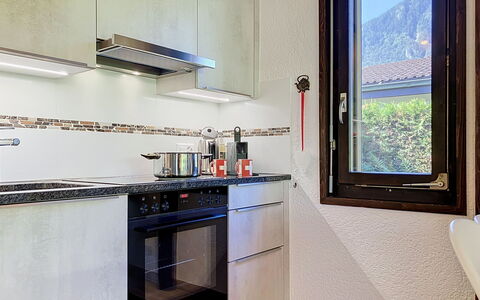 Dorenavant: Køkken, Køkken Apparat, Countertop, Større Bandage, Gulvbelægning, Indretning, Cabinetry, Husholdningsapparat, Hjem, Etage