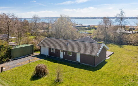 Lauren - 200M to the Fjord: Hus, Hjem, Sommerhus, Estate, Gård, Stuehus, Sidespor, Garden Bygninger, Veranda