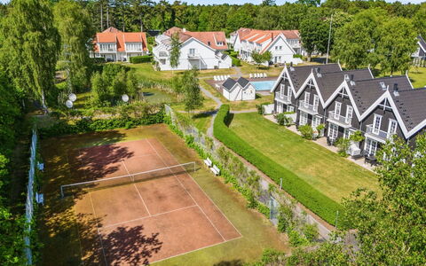 Anniek - 1Km to the Fjord: Træ, Tag, Arkitektur, Hjem, Hus, Sommerhus, Sidespor, Hårdttræ, Hældning, Estate