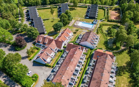 Anniek - 1Km to the Fjord: Træ, Tag, Arkitektur, Hjem, Hus, Sommerhus, Sidespor, Hårdttræ, Hældning, Estate