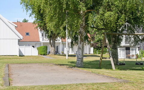 Anniek - 1Km to the Fjord: Træ, Tag, Arkitektur, Hjem, Hus, Sommerhus, Sidespor, Hårdttræ, Hældning, Estate