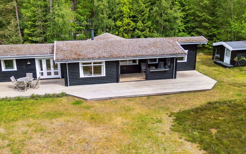 Nititzki - 600M from the Sea: Hjem, Sommerhus, Veranda, Sidespor, Stuehus, Udendørs Struktur