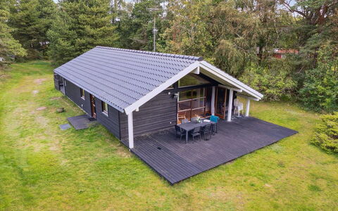 Wilgrib - 400M from the Sea: Tag, Hus, Land Lot, Hjem, Sommerhus, Estate, Garden Bygninger, Skygge, Bjælkehytte, Landscaping