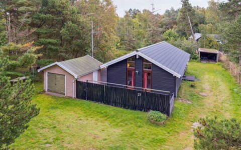 Wilgrib - 400M from the Sea: Tag, Hus, Land Lot, Hjem, Sommerhus, Estate, Garden Bygninger, Skygge, Bjælkehytte, Landscaping