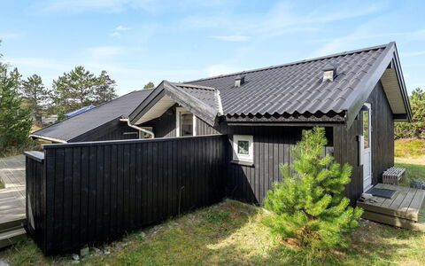 Lisbeth - 400M from the Sea: Tag, Hus, Hjem, Sommerhus, Sidespor, Estate, Indkørsel, Garden Bygninger, Gård, Skur