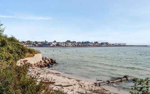 Ilkka - 175M from the Sea: Hus, Hjem, Boligområde, Tag, Sommerhus, Land Lot, Estate, Gård, Have, Sidespor