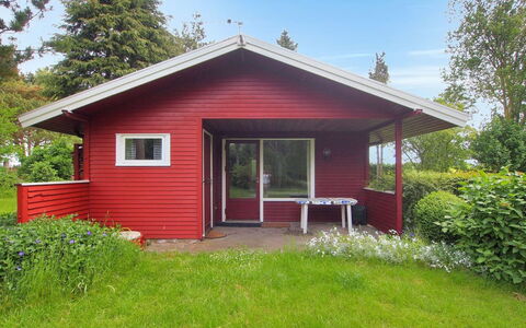 Thing - 200M from the Sea: Tag, Hus, Land Lot, Hjem, Sommerhus, Estate, Garden Bygninger, Skygge, Bjælkehytte, Landscaping