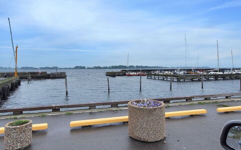 Thing - 200M from the Sea: Tag, Hus, Land Lot, Hjem, Sommerhus, Estate, Garden Bygninger, Skygge, Bjælkehytte, Landscaping