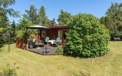 Kaarina - 550M from the Sea: Busk, Have, Land Lot, Sommerhus, Bunddække, Lawn, Gård, Backyard, Garden Bygninger