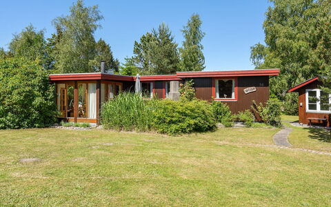 Kaarina - 550M from the Sea: Græs, Busk, Hus, Hjem, Sommerhus, Land Lot, Landdistrikt, Have, Bunddække, Lawn