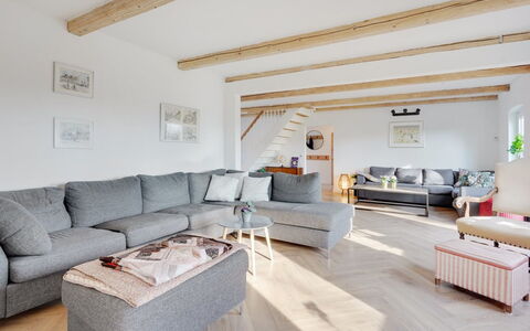 Rouwen - 1Km from the Sea: Tag, Hus, Hjem, Sommerhus, Dør, Sidespor, Dæk, Veranda, Planke, Hårdttræ